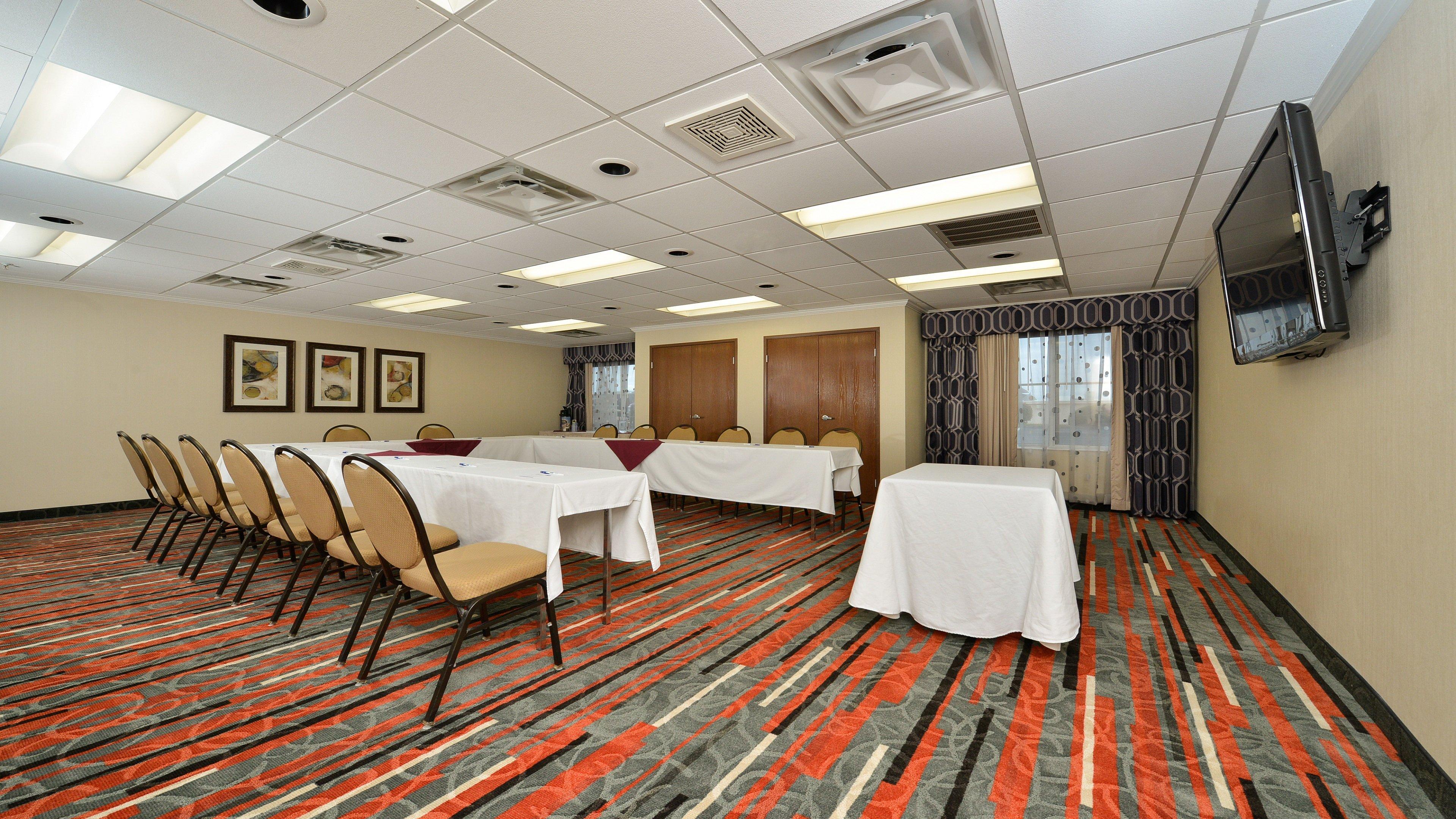 Holiday Inn Express Boston-Milford By Ihg Экстерьер фото