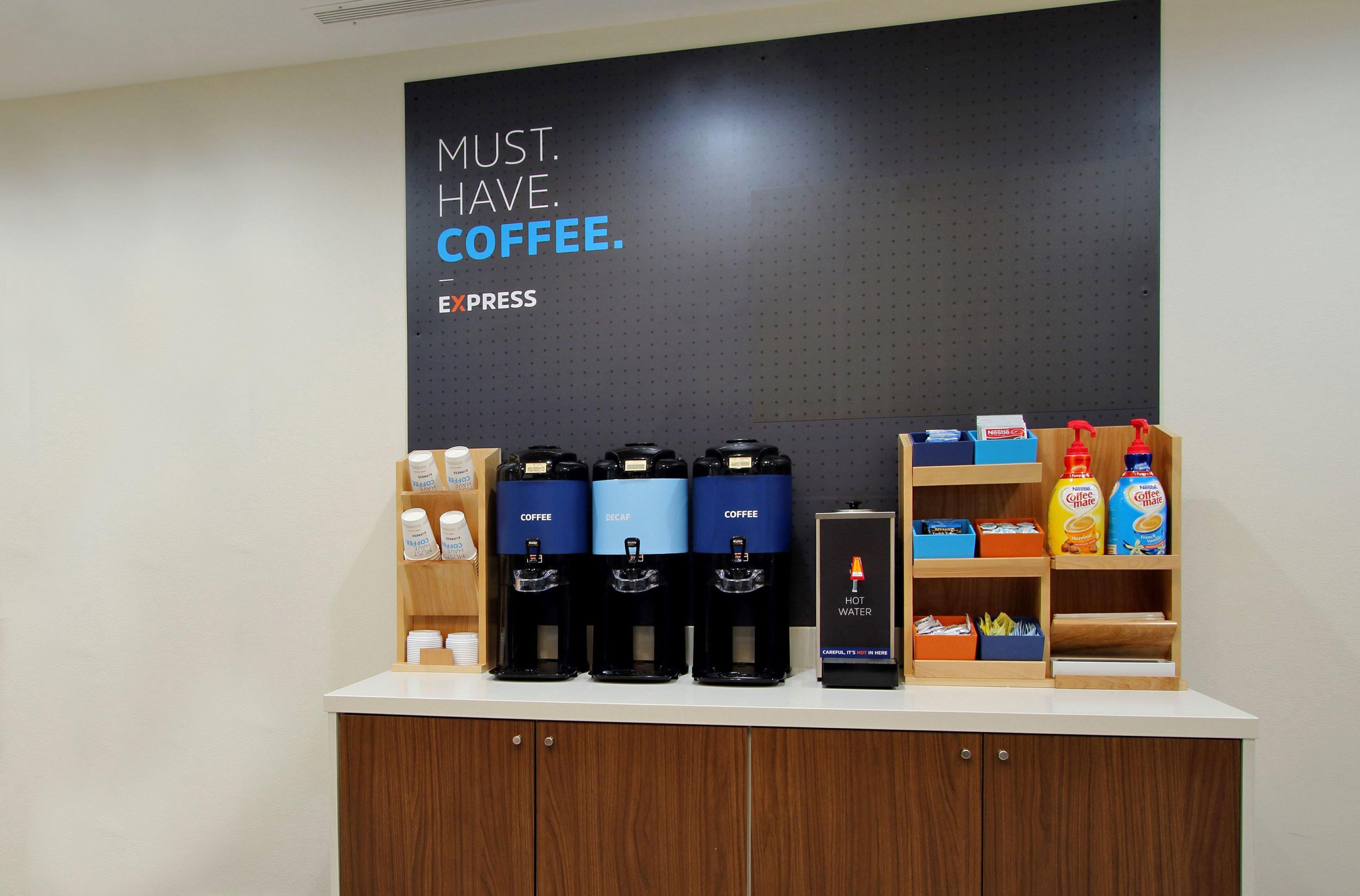 Holiday Inn Express Boston-Milford By Ihg Экстерьер фото